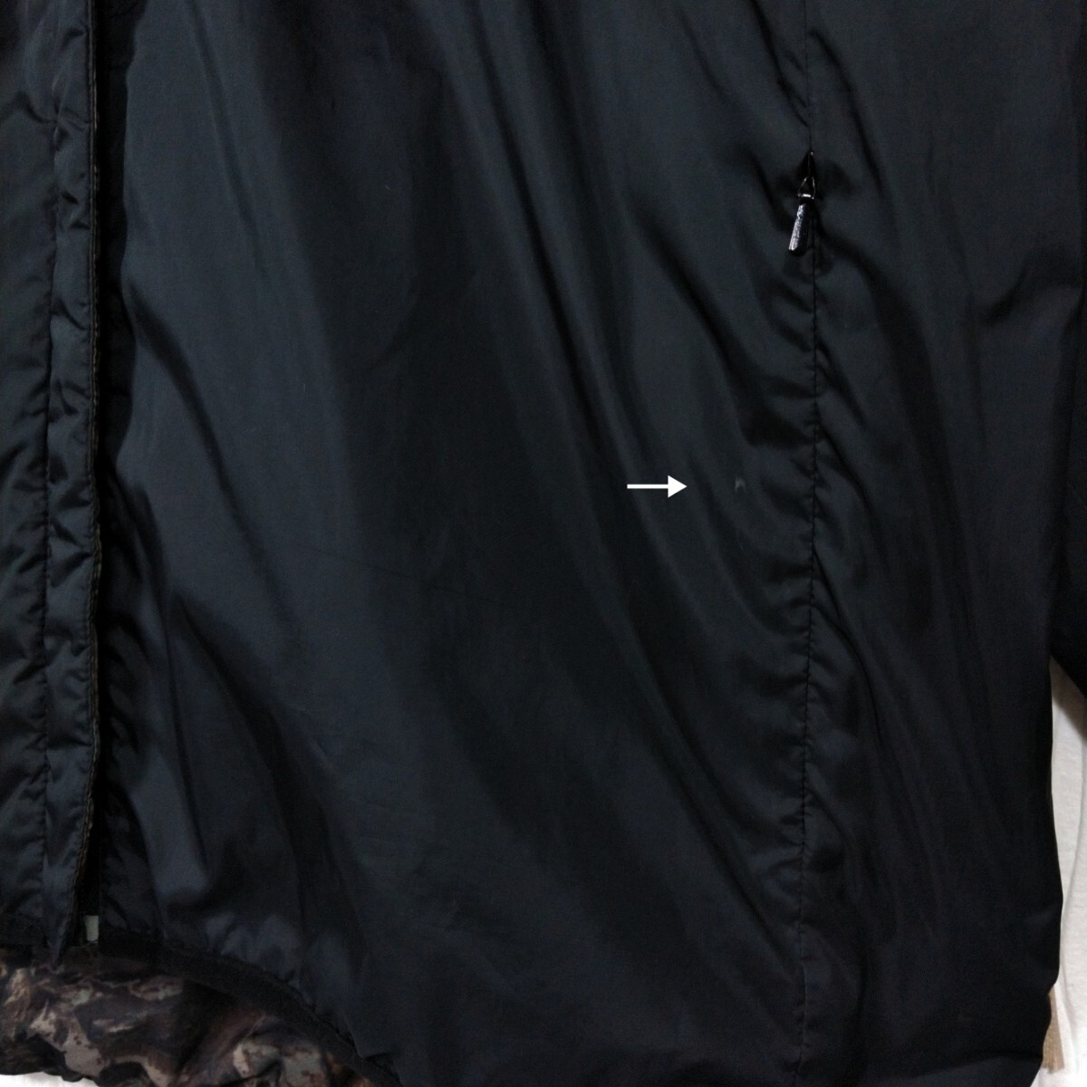 STUSSY】リアルツリー 中綿入り ナイロンフードジャケット STUSSY】リアルツリー 中綿入り ナイロンフードジャケット
