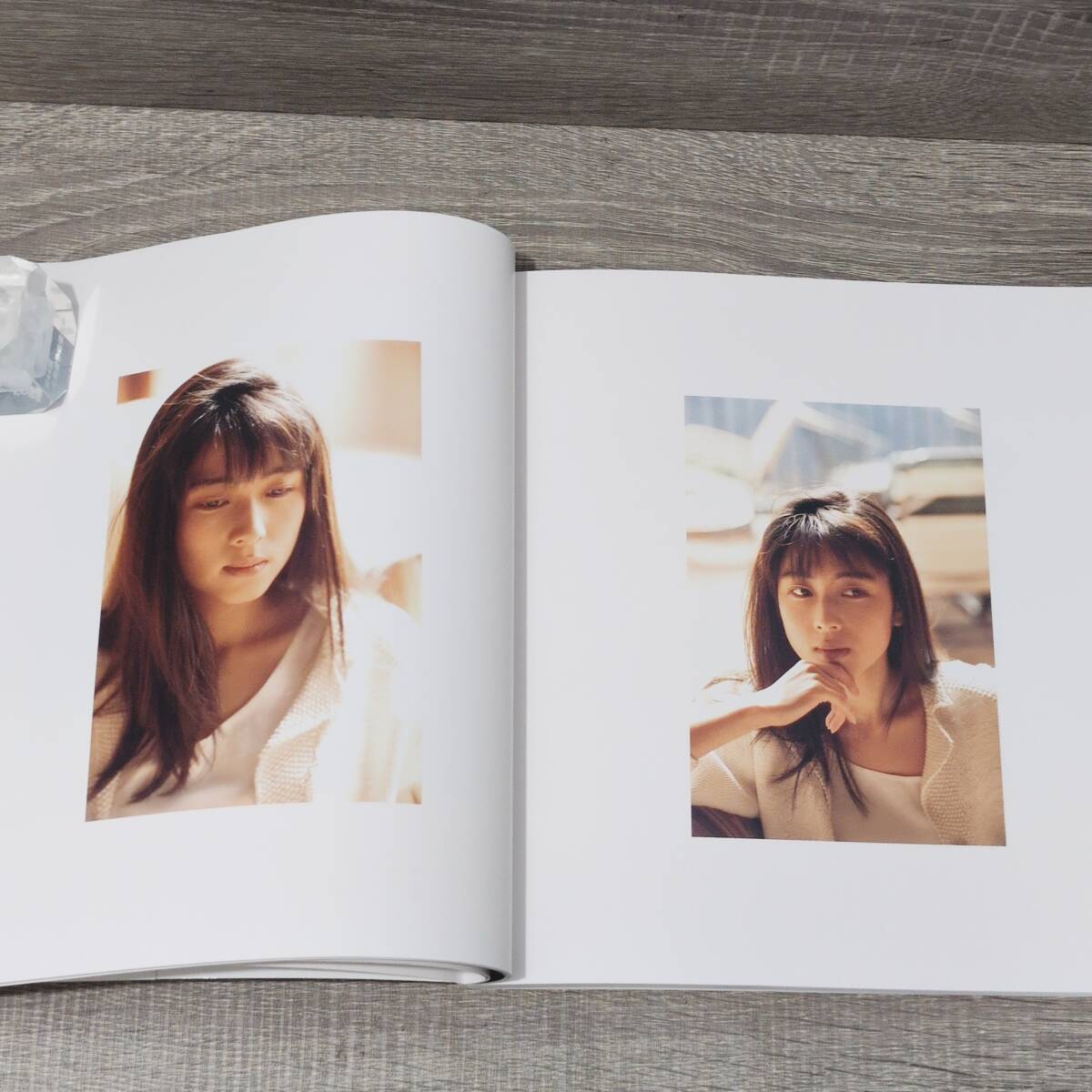 ZARD】 ZARD 15th Anniversary 写真集 Le Portfolio 坂井泉水 ル ZARD】 ZARD 15th Anniversary 写真集 Le Portfolio 坂井泉水 ル