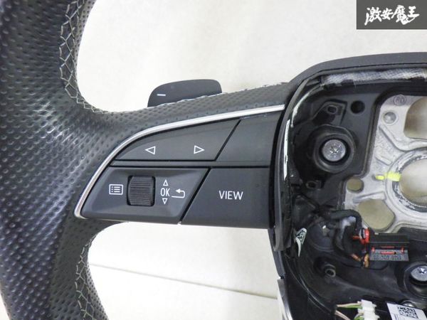 程度良好！！ Audi アウディ 純正 Q5 S-Line S-ライン ステアリング ハンドル パンチングレザー ダブルステッチ パドルシフト 棚20L_画像3