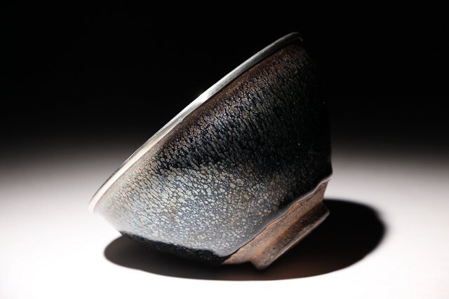 博物館展示品 来歴有 465 宋時代 銀覆輪天目茶碗 径約12.7cm (検 博物館展示品 来歴有 465 宋時代 銀覆輪天目茶碗 径約12.7cm (検