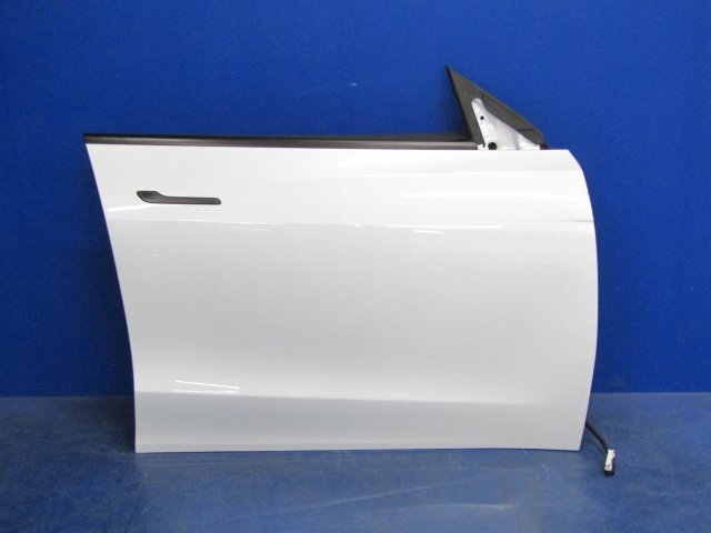 ◎【個人宅配送不可】[P29+EH1] テスラ モデルY フロント右ドア [ホワイトパール] ※動作未確認