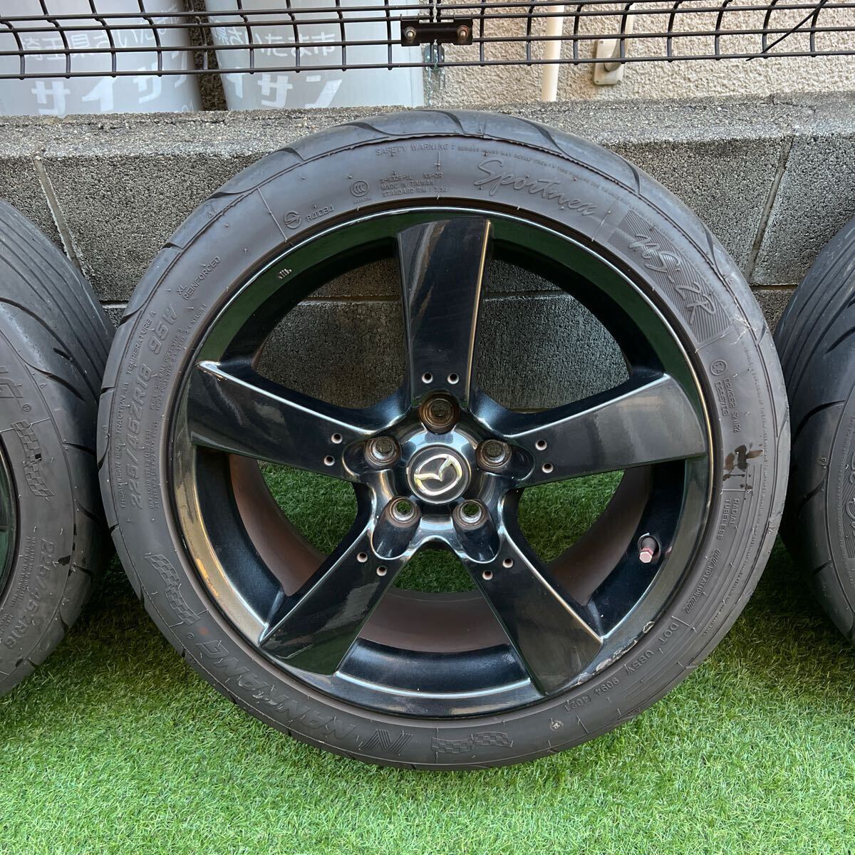 希少 マツダ RX-8 SE3P 純正アルミホイール 8j+50 5穴 ナンカン 希少 マツダ RX-8 SE3P 純正アルミホイール 8j+50 5穴 ナンカン