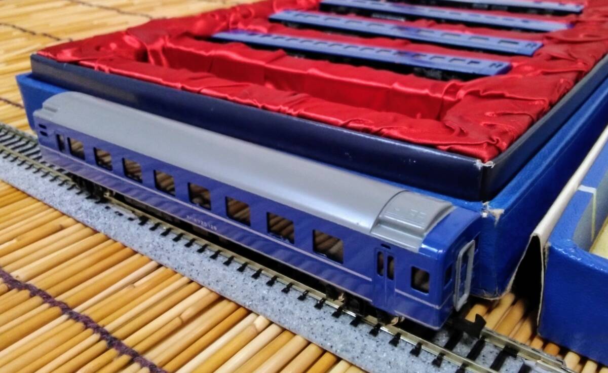 ▼エンドウ-9002/真鍮製▼EF58青+24系寝台客車/ブルートレインセット/6両/国鉄/中古