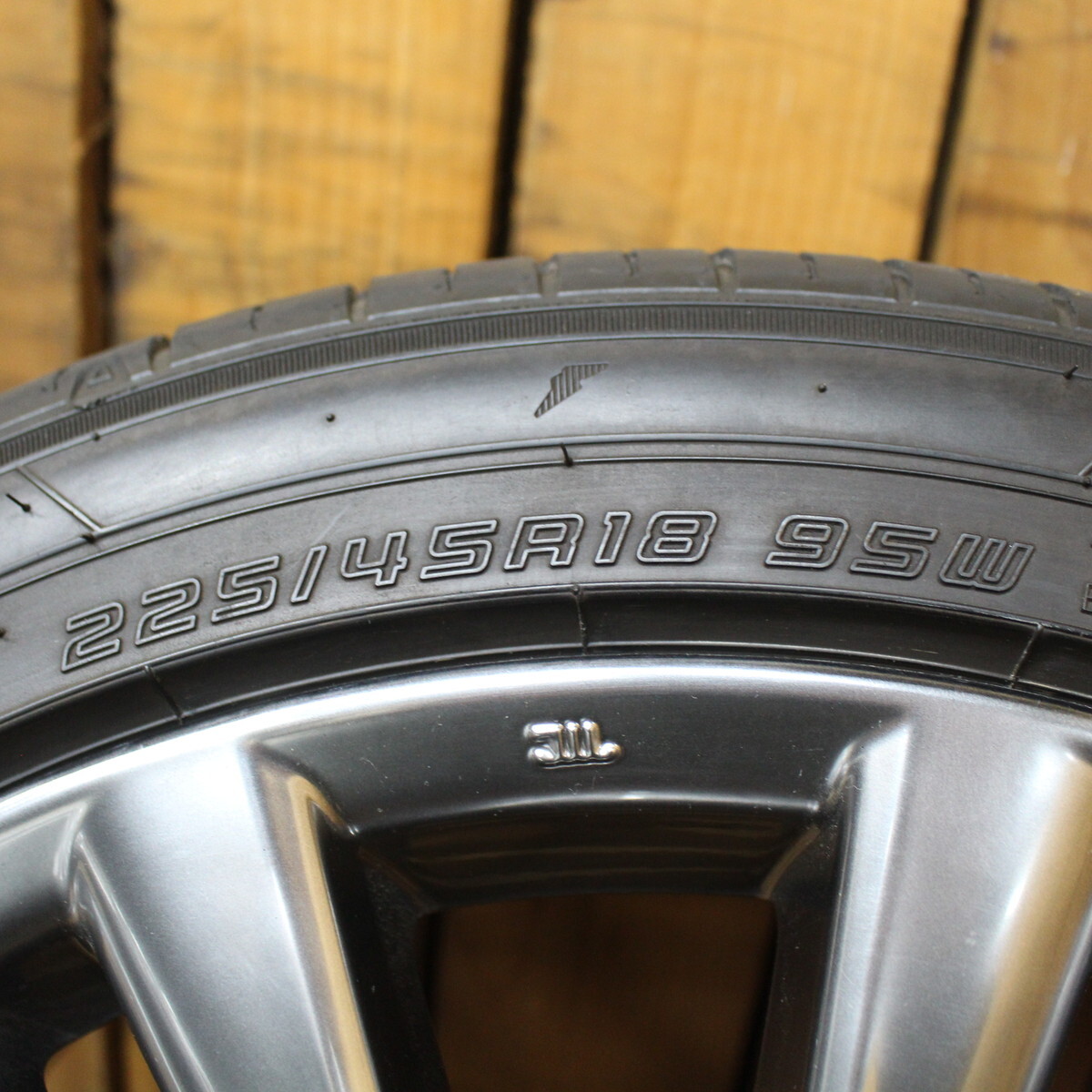 TOYOTA トヨタ 純正 流用 ハイグロス 18インチ 7.5J+45 TOYOTA トヨタ 純正 流用 ハイグロス 18インチ 7.5J+45