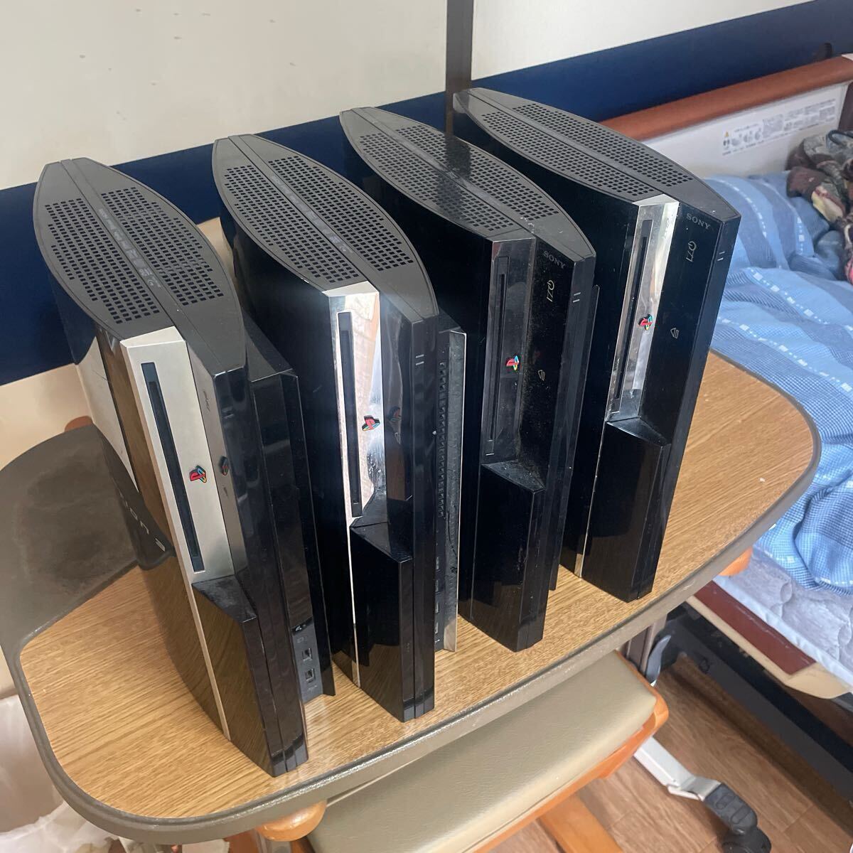 1円~ SONY PS3 本体 まとめ CECHA00 B00 H00 4台セット PlayStation プレステ3 ジャンク(PS3本体)|売買されたオークション情報、Yahoo!オークション(旧ヤフオク!) の商品情報をアーカイブ公開 - オークファン(aucfan.com) 1円~ SONY PS3 本体 まとめ CECHA00 B00 H00 4台セット PlayStation プレステ3 ジャンク(PS3本体)|売買されたオークション情報、Yahoo!オークション(旧ヤフオク!) の商品情報をアーカイブ公開 - オークファン(aucfan.com)
