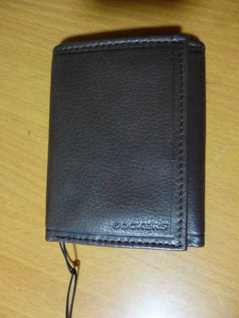 中古　　ドッカーズ　　DOCKERS 　二つ折り財布 　札入れ　こげ茶色