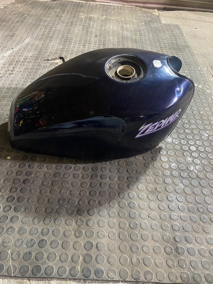 C*7様 ゼファー400 初期型タンク Yahoo!オークション - ゼファー400 燃料タンク 初期型タンク