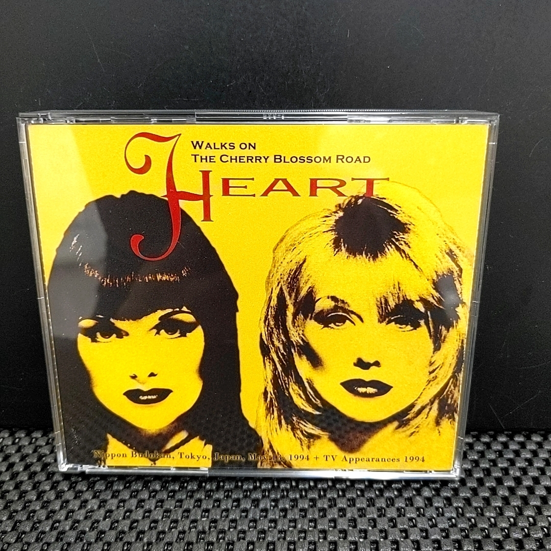 ハート - Walks On The Cherry Blossom Road - Heart