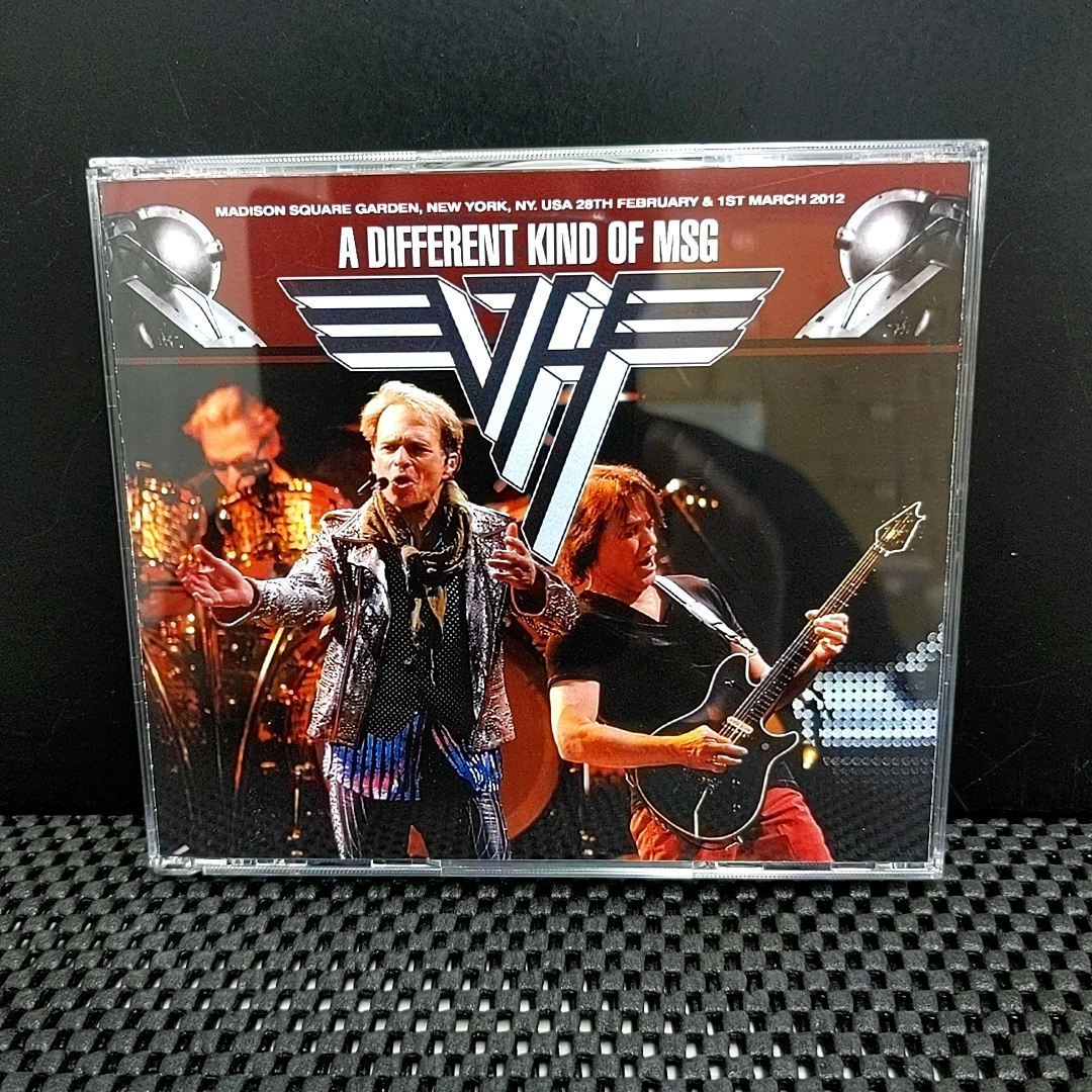 ヴァン・ヘイレン - A Different Kind Of MSG - Van Halen