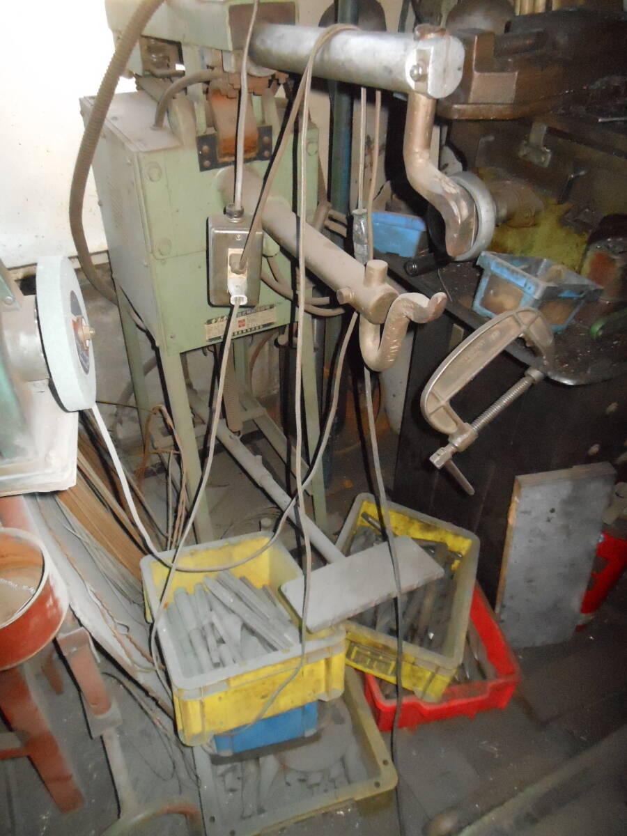 スポット溶接機　足踏み式　ナショナル　YＲ080SＲＦ　3相200v　(163)