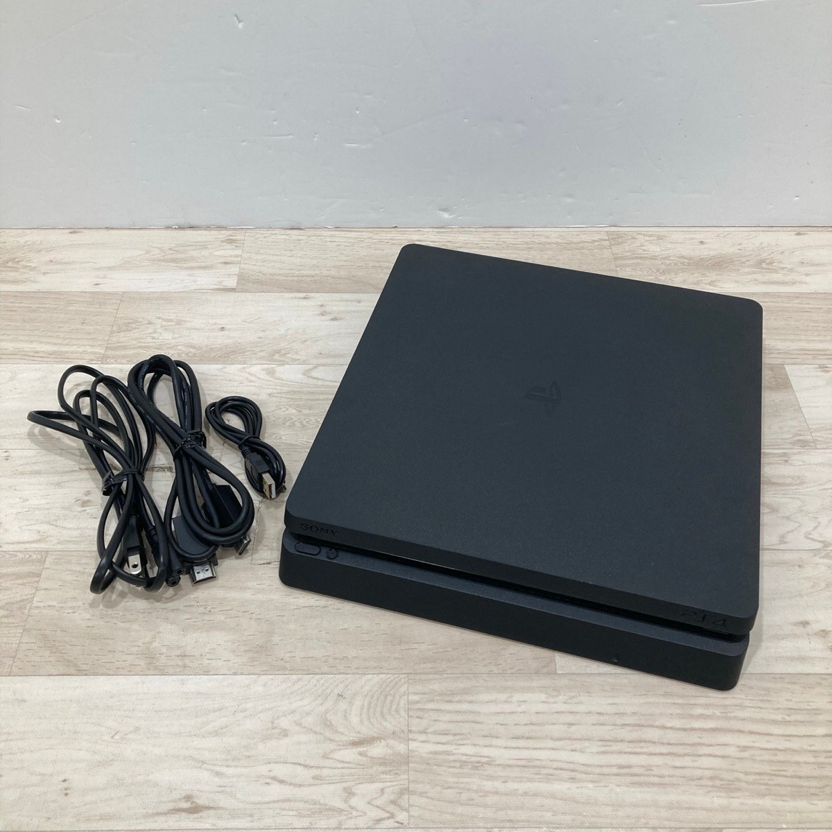 PS4 本体 1TB ブラック SONY Playstation4 CUH-2100B[D1256]