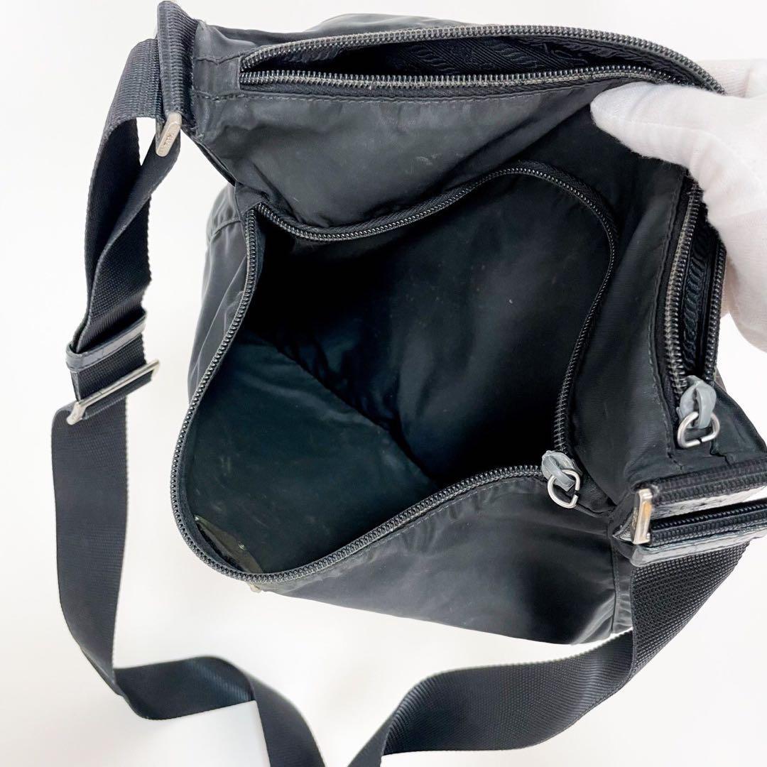 プラダ ショルダーバッグ メッセンジャー 三角ロゴ A4可能 ナイロン レザー PRADA プラダ ショルダーバッグ メッセンジャーバッグ 肩掛け