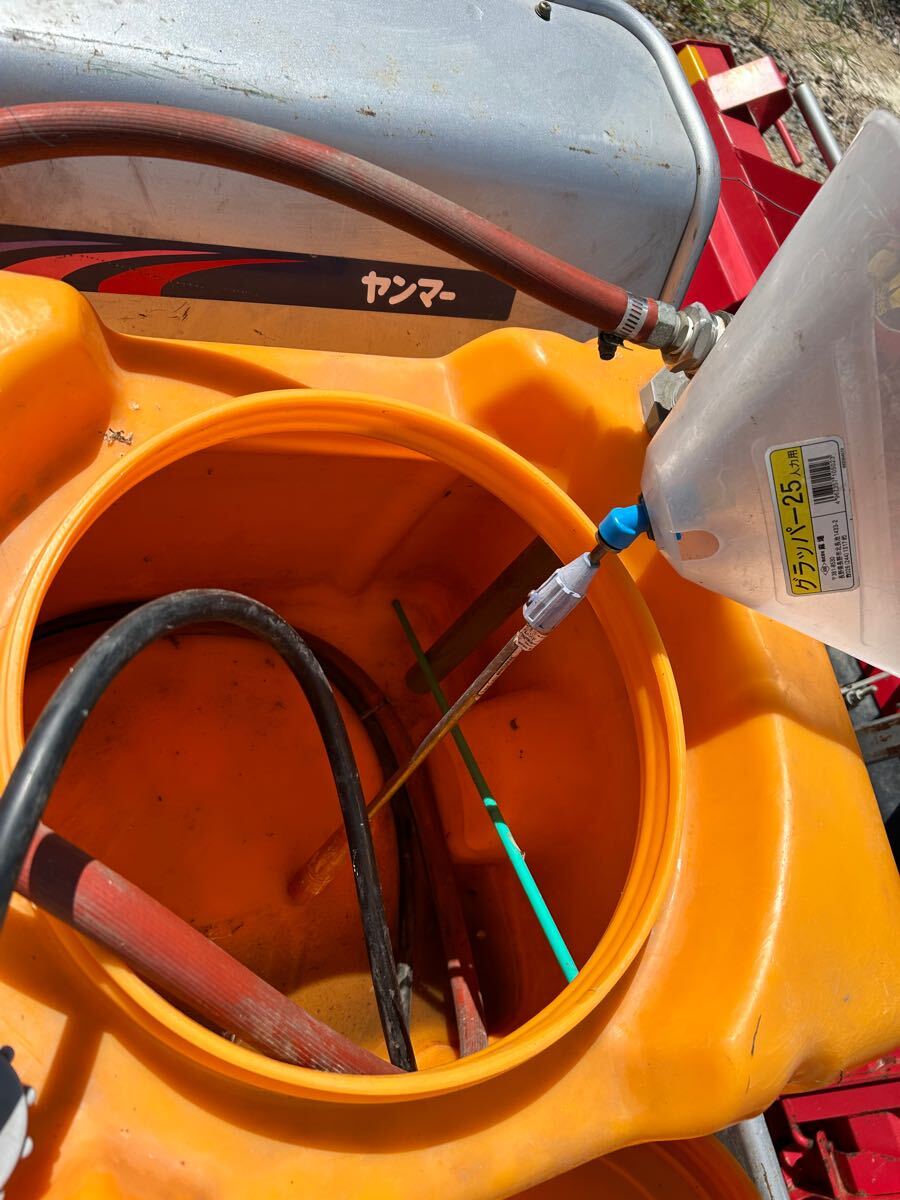 シモンズグランドセール ロビン 付き ローリータンク 噴霧機 エンジン式 動噴 小型 EH025 芝刈り機