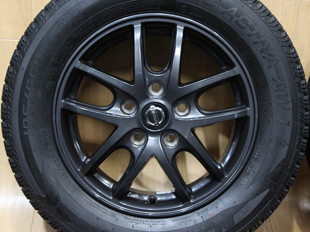 B616 日産 純正 オプション エスティーロ セレナ 15X5.5+45 114.3 195/65R15 スタッドレス e-Power C26 C25 C27 NISSAN 手渡し可能 山梨県