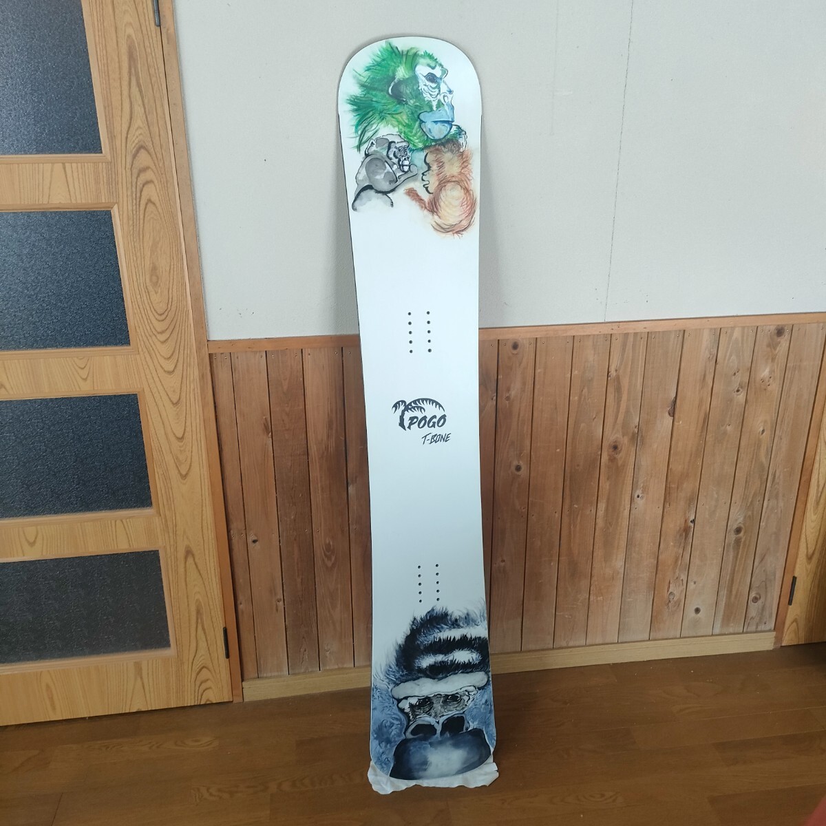 pogo snowboard T−bone 160グラフィック　未使用品