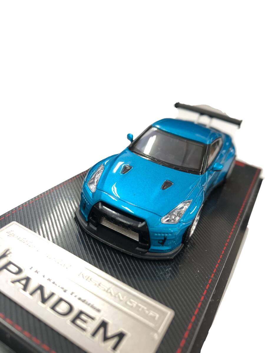 24R571 1 NISSAN 日産 PANDEM R35 GT-R ブルーメタリック イグニッションモデル 1/64 ティーケーカンパニー 中古品