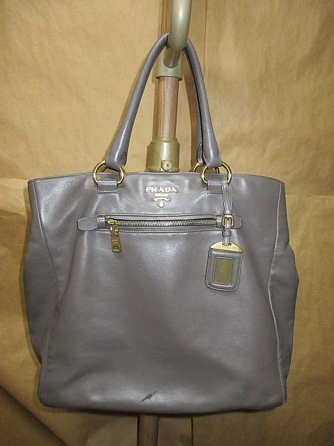m31 プラダ ロゴ金具 レザー グレー 2wayショルダー トート