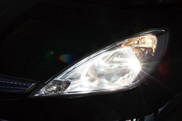 PIAA HX610 フォグライト用 セレストホワイト ハロゲンバルブ H11 4100K 白色 ジープ レネゲード B#系 H27.9～ HID仕様車 純正D5S/H11_画像2