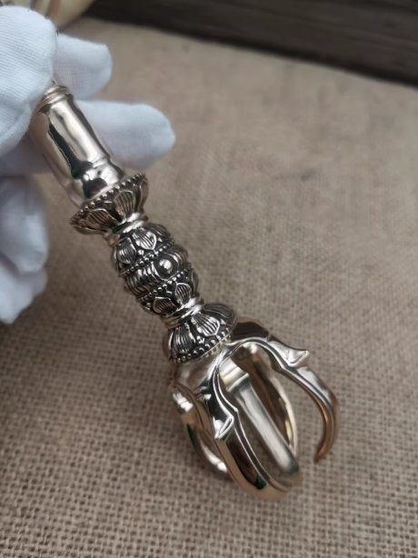 佳品 五鈷杵錫杖 手作り 真言宗 仏教 密教 仏具 お寺 仏堂 高さ23cm 佳品 五鈷杵錫杖 手作り 真言宗 仏教 密教 仏具 お寺 仏堂 高さ23cm
