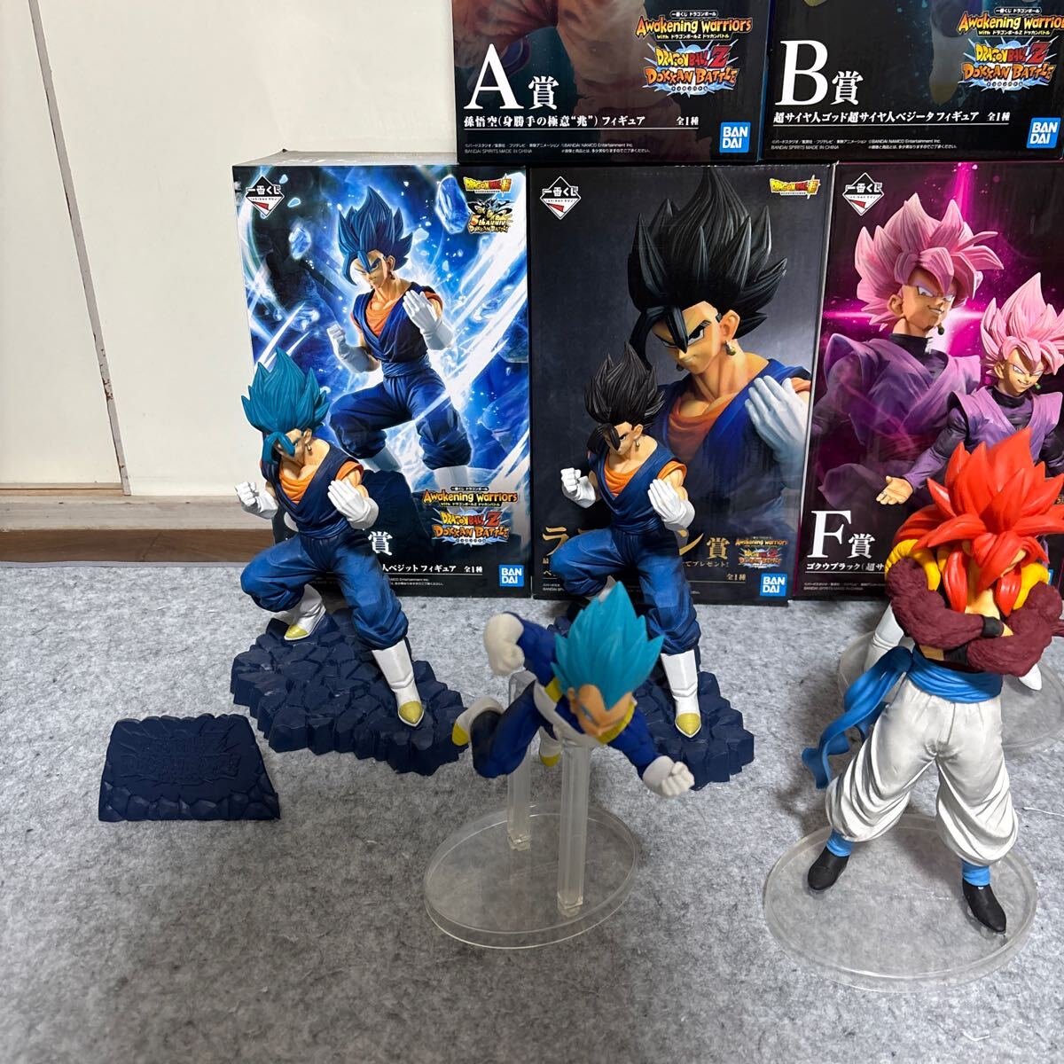 一番くじ ドラゴンボール Awakening warriors with 一番くじ ドラゴンボール Awakening warriors with