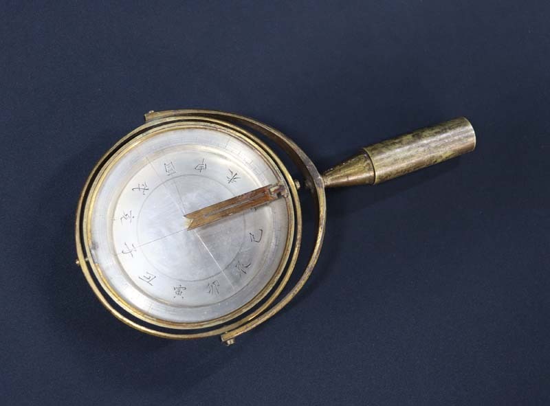 即決■ 江戸時(shí)代 測量器 真鍮制 小方儀 羅針盤 方位磁針