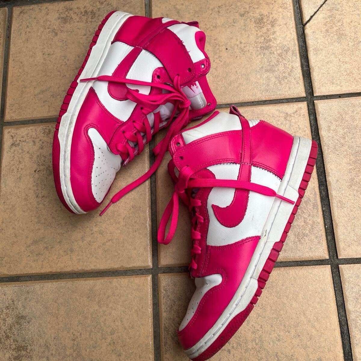 ナイキ NIKE ハイダンク ピンクプライム ハイカット スニーカー