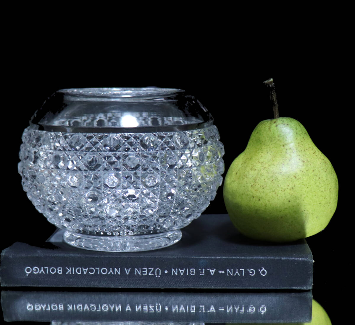 17000円 オールド・バカラ (BACCARAT) 稀少 丸型 切子花瓶 1890 17000円 オールド・バカラ (BACCARAT) 稀少 丸型 切子花瓶 1890