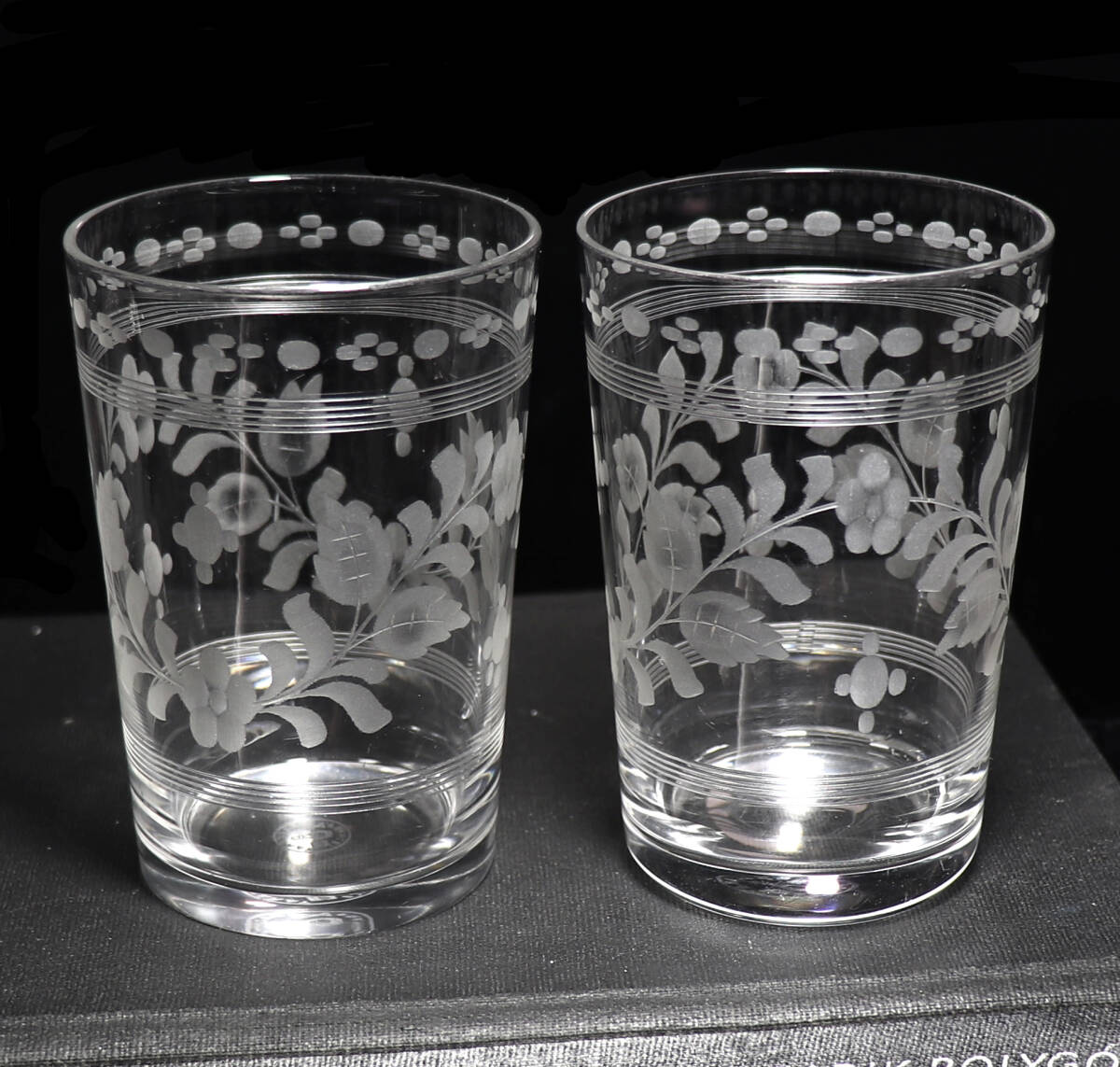 オールド・バカラ (BACCARAT) グラヴュール リキュールグラス 2客 刻印有 8cm グラビュール 冷酒 日本酒 ショット ペア アンティーク