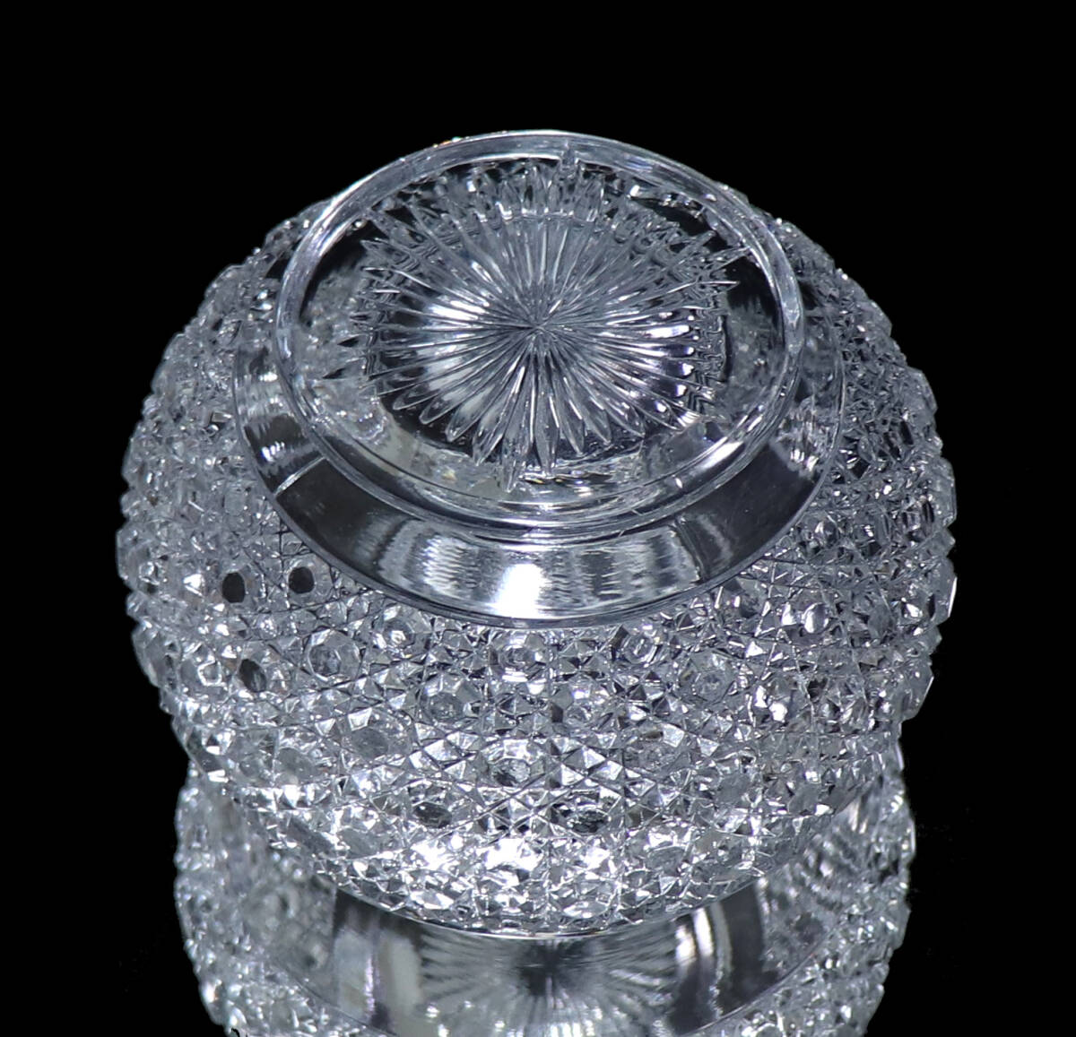 17000円 オールド・バカラ (BACCARAT) 稀少 丸型 切子花瓶 1890 17000円 オールド・バカラ (BACCARAT) 稀少 丸型 切子花瓶 1890