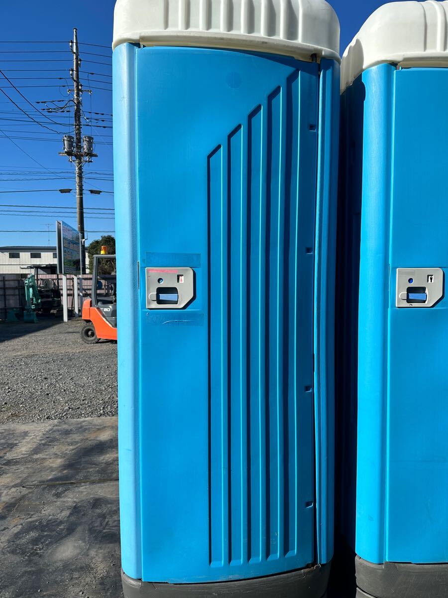 仮設トイレ 簡易トイレ 青 白 汲み取り 水洗い 足踏み 美品 仮設トイレ 簡易トイレ 青 白 汲み取り 水洗い 足踏み 美品