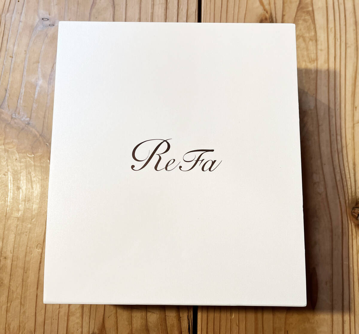 送料無料！新品 ReFa RF-PC2019B　リファカラットレイ 美容ローラー MTG 正規品保証書・ギャランティーカード付