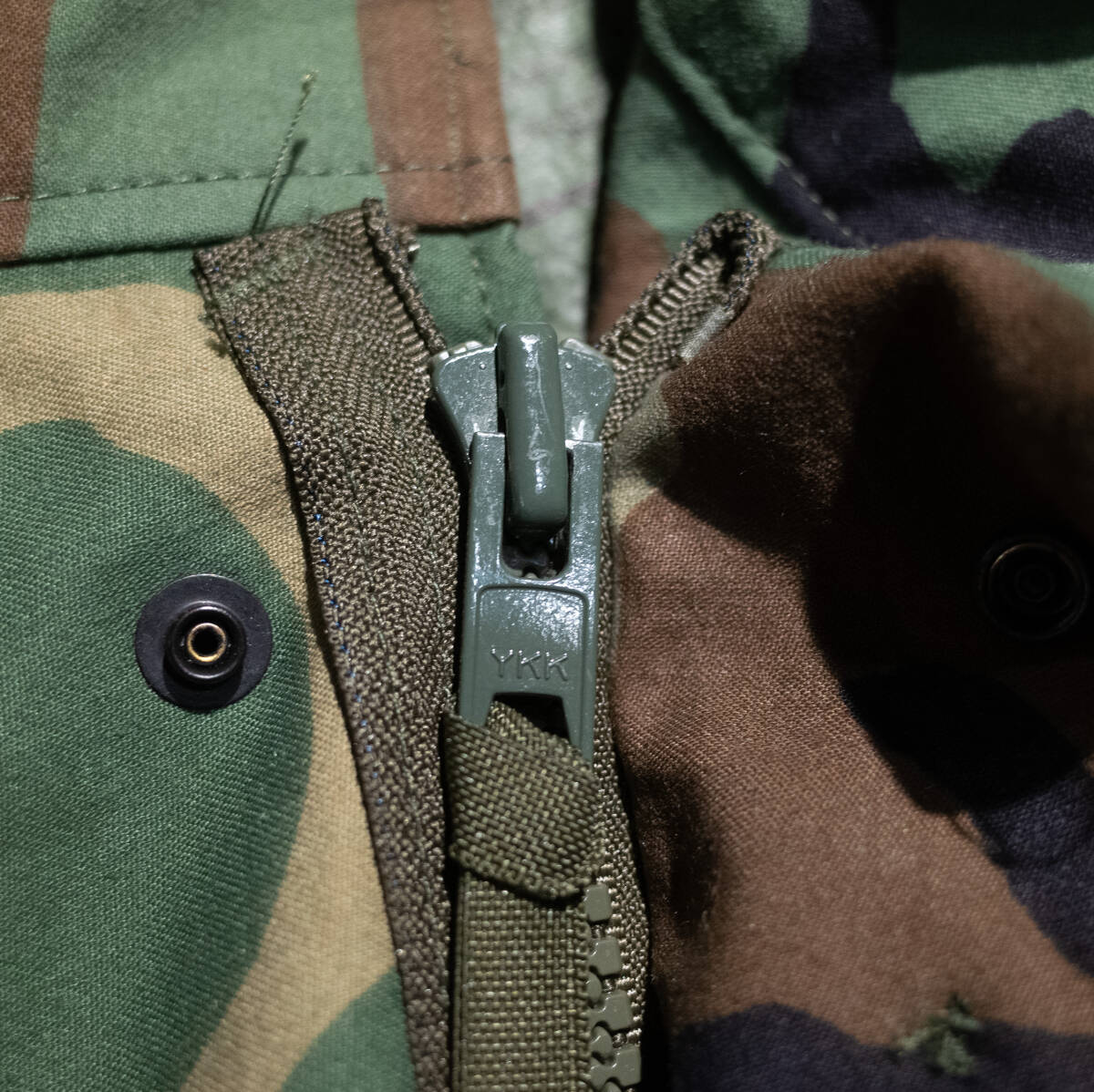 LARGE REGULAR / 90年代 US.ARMY M-65 フィールドジャケット 4th ミリタリージャケット ウッドランドカモ 迷彩 YKK 古着 米軍実物 美品 