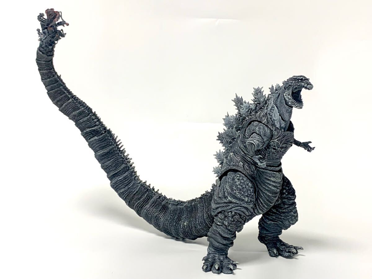 Amazon.co.jp: バンダイ(BANDAI) S.H.モンスターアーツ ゴジラ