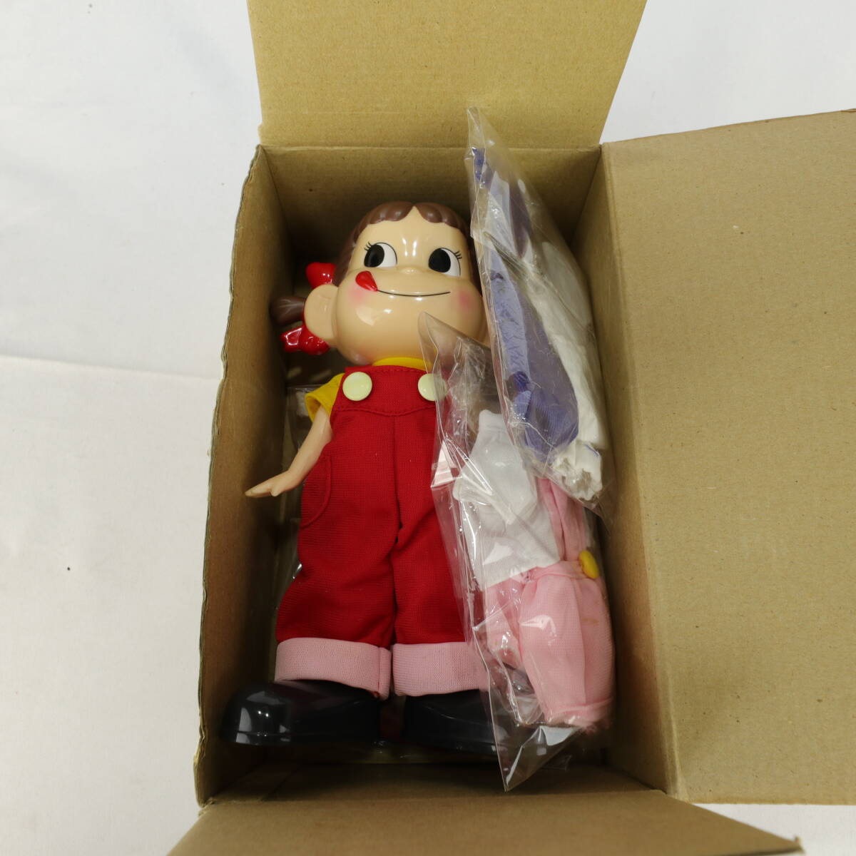 FUJIYA/不二家/フジヤ ペコちゃん着せ替え人形 着せ替え衣装 標準他3セット付 キャンペーン/非売品/昭和レトロ アンティーク 一部汚れ有_画像9