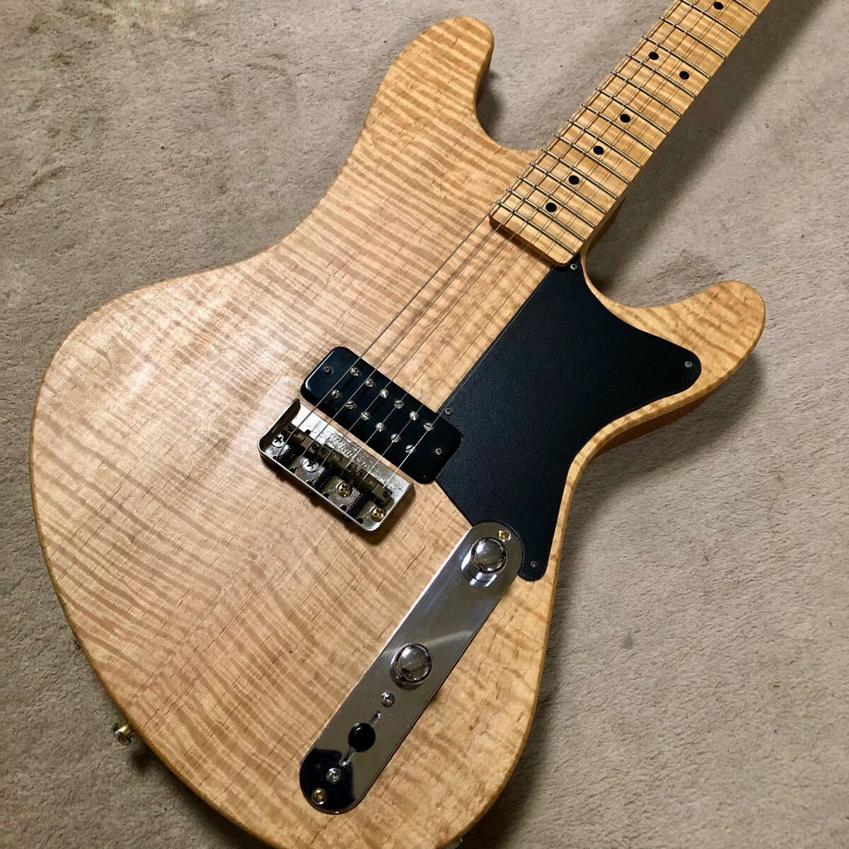 Yahoo!オークション - Warmoth 製 フレイムメイプル Yahoo!オークション - Warmoth 製 フレイムメイプル