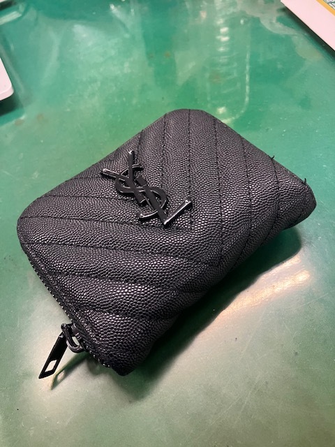 サンローラン　財(cái)布　値下げ中?。?！