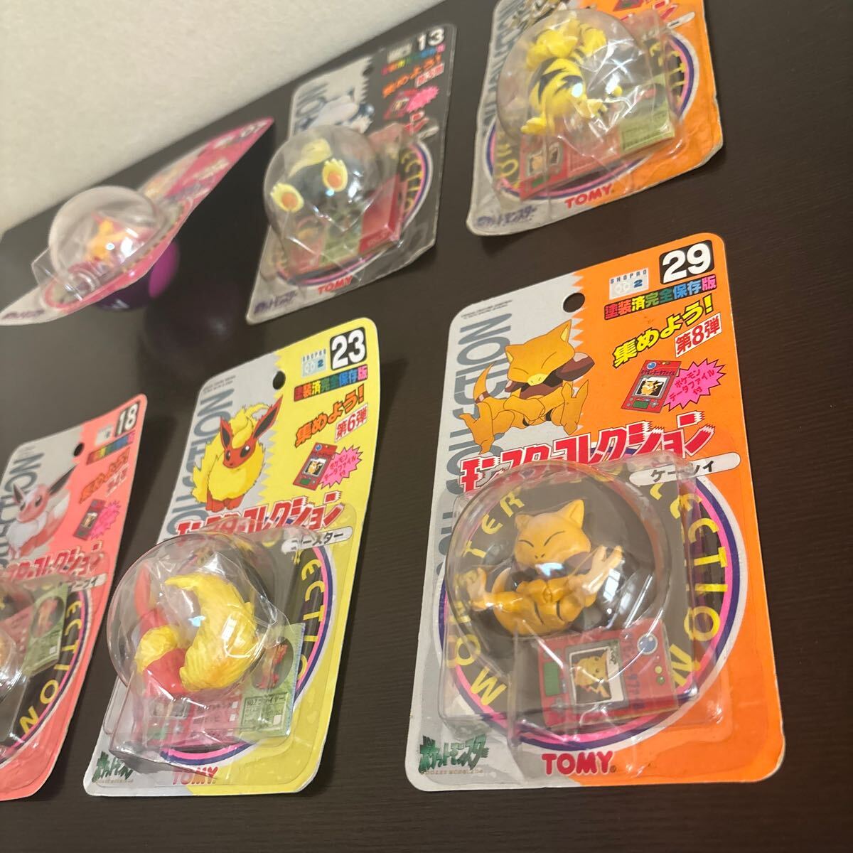 モンコレ 初期 6種 未開封 07 ファイヤー 13 カビゴン 14 モンコレ 初期 6種 未開封 07 ファイヤー 13 カビゴン 14