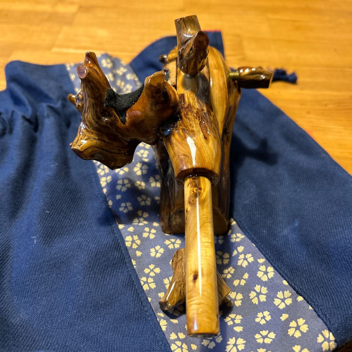 希少 早川作 中型 大砲万力 万力 ヘラブナ 竿受け 天然木 へら 希少 早川作 中型 大砲万力 万力 ヘラブナ 竿受け 天然木 へら