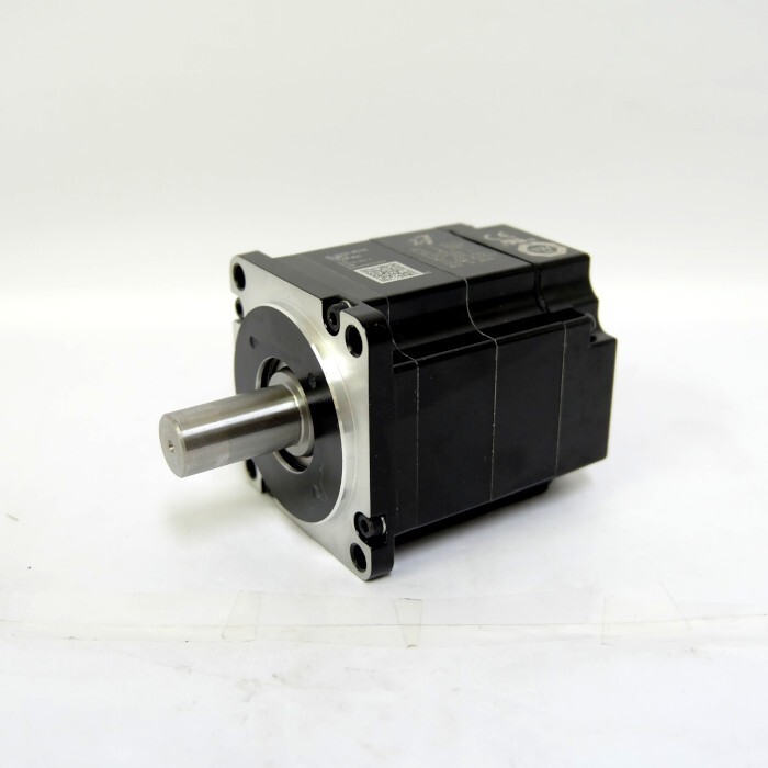 安川電機　回転型サーボモータ　SGM7J-02AFA21_画像5