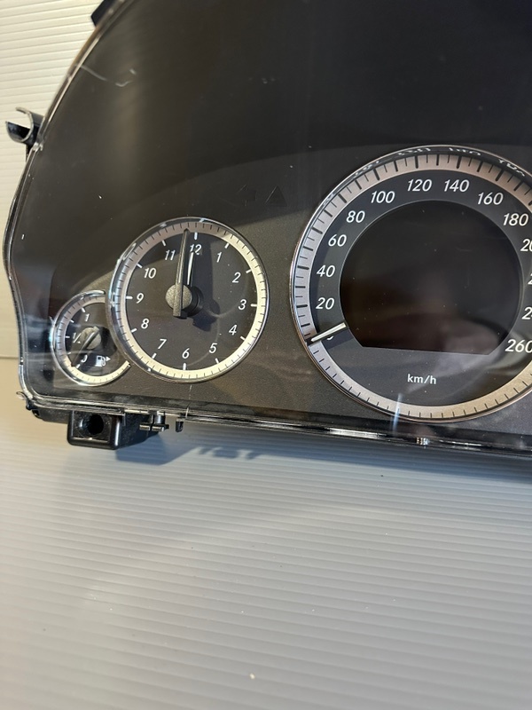 【21029】2009 ベンツ W212 E350 前期 純正 スピードメーター A2129007403 Mercedes BENZ Speedmeter / Display / Instrument Cluster