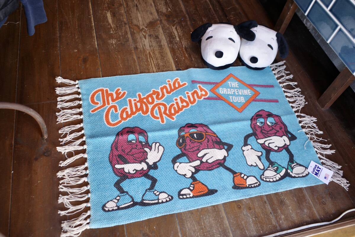 新品　California Raisins　カリフォルニアレーズン　コットンマット　フロア　玄関　アメリカン　インテリア　ガレージ　アドキャラ