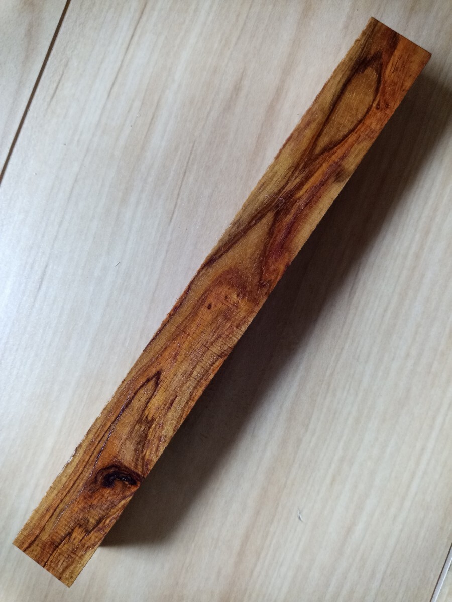 本物 海南黄花梨 Dalbergia odorifera ペンブランク 黄檀 銘木 角材 ローズウッド