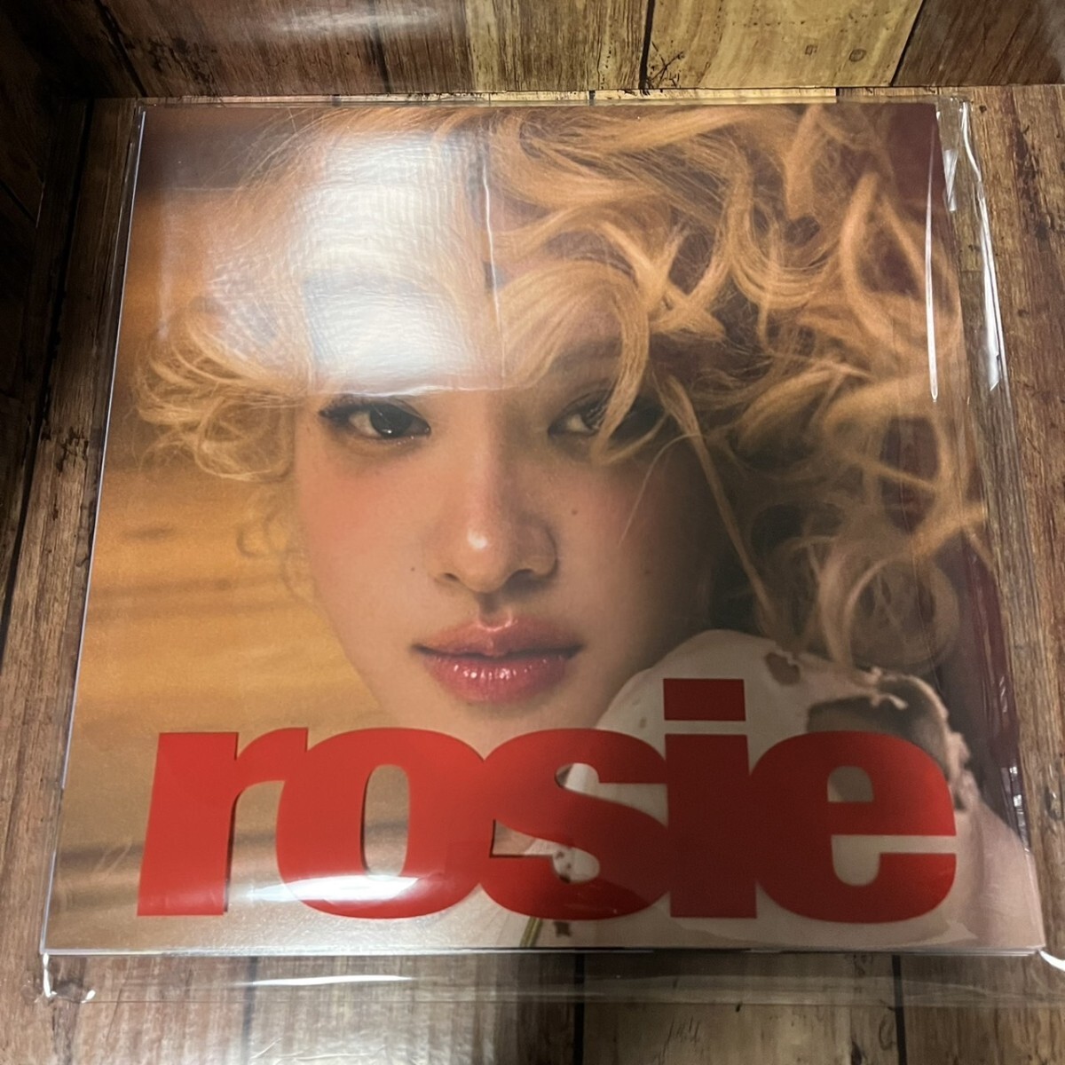 ROSE Rosie ロゼ Retail Exclusive Album ロージー Blackpink ROSE Rosie ロゼ Retail Exclusive Album ロージー Blackpink