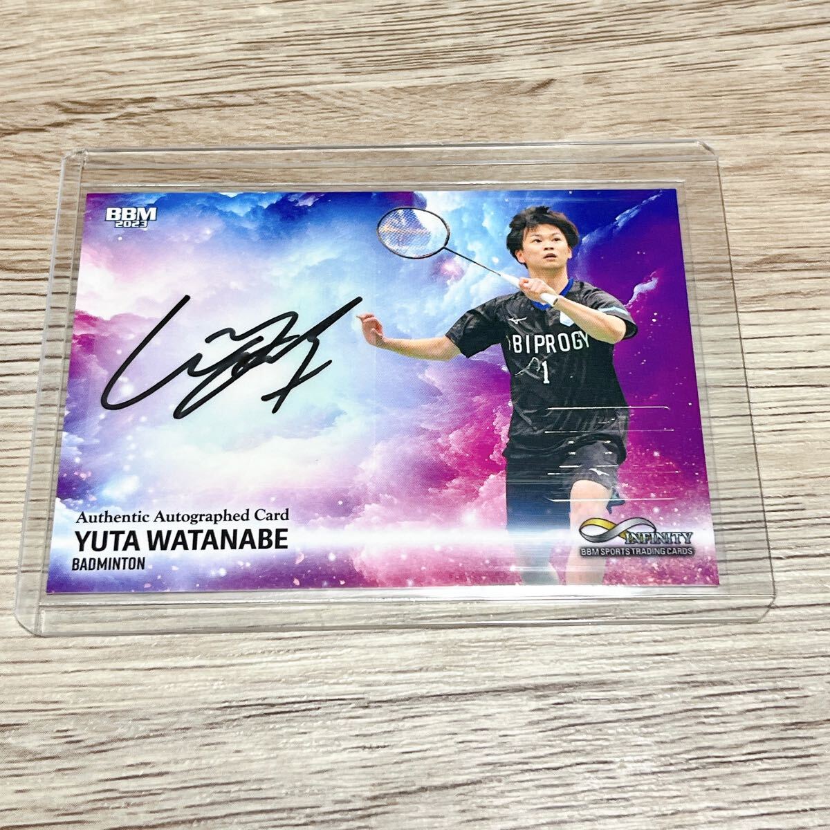 渡辺勇大 90枚限定 直筆サインカード バドミントン 2023 BBM INFINITY インフィニティ Autograph パリ五輪 オリンピック わたがしペア