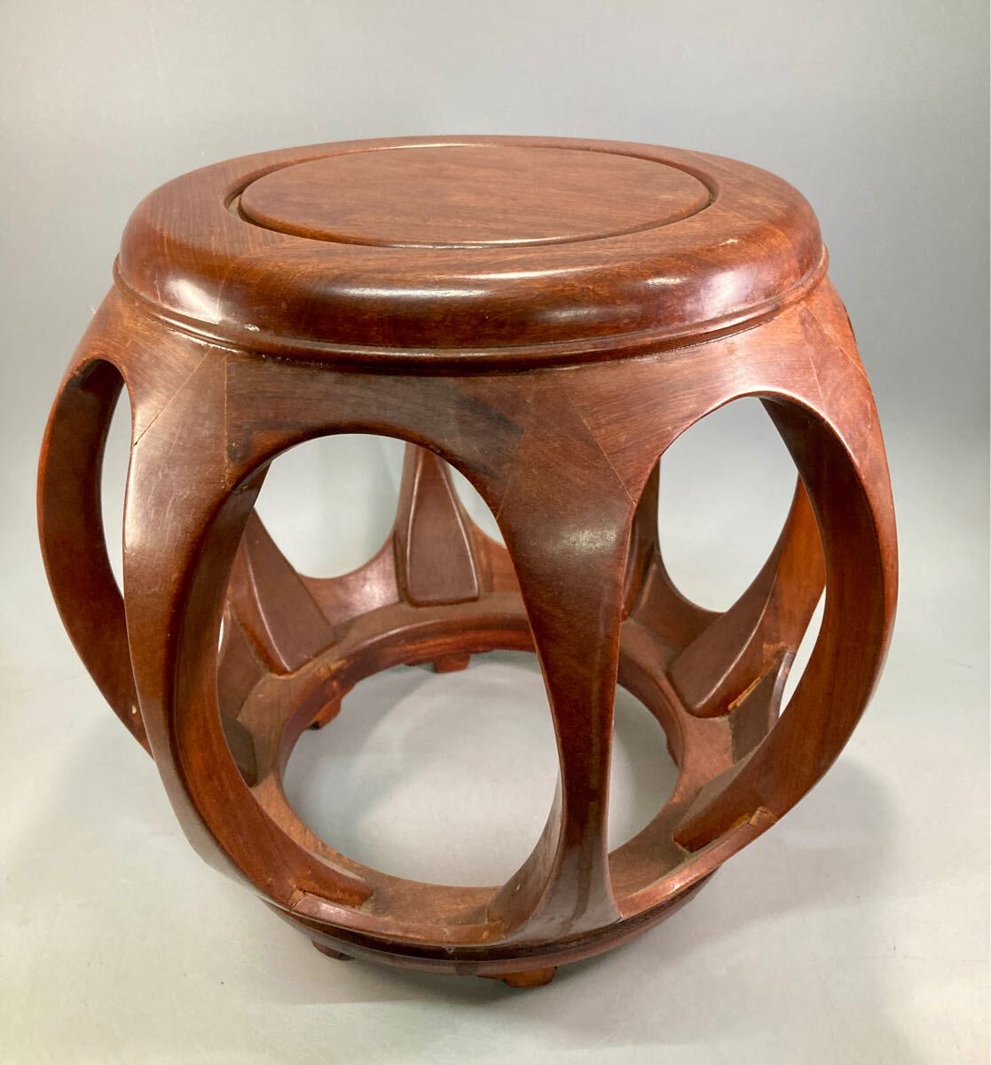 中國美術(shù) 唐木家具 花梨 太鼓型花臺(tái) 丸花臺(tái) 丸椅子 スツール 太鼓 木制 チェア 飾り臺(tái) 盆栽臺(tái) 香爐臺(tái) 古美術(shù)品 インテリア
