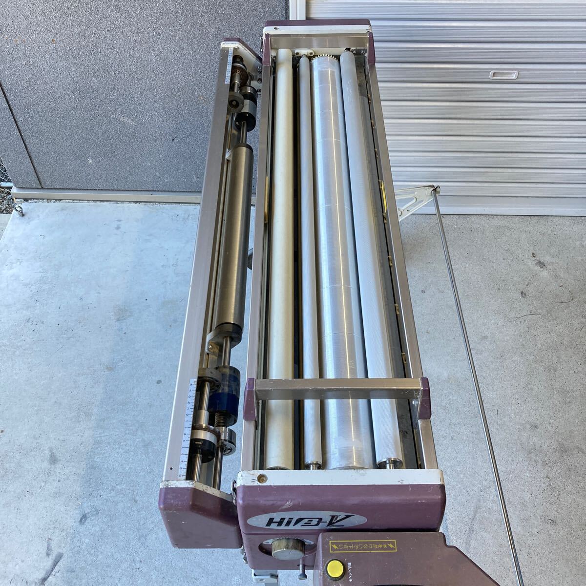 現状極東産機 自動壁紙糊付機 Hiβ-V スリッター付 ジャンク 領収 現状極東産機 自動壁紙糊付機 Hiβ-V スリッター付 ジャンク 領収