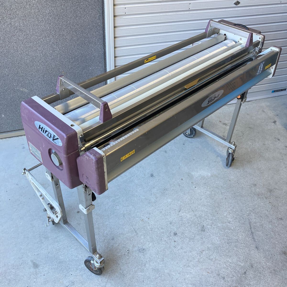 現状極東産機 自動壁紙糊付機 Hiβ-V スリッター付 ジャンク 領収 現状極東産機 自動壁紙糊付機 Hiβ-V スリッター付 ジャンク 領収