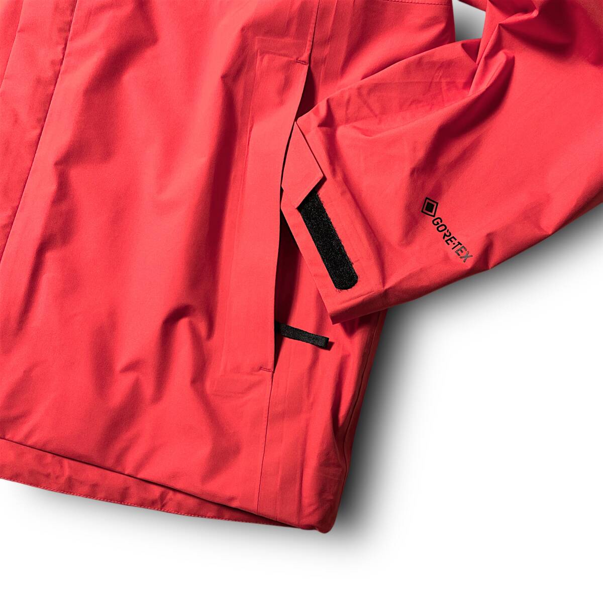 100/L】新品 ノースフェイス GTX BASIC JACKET GORE-TEX 21 100/L】新品 ノースフェイス GTX BASIC JACKET GORE-TEX 21