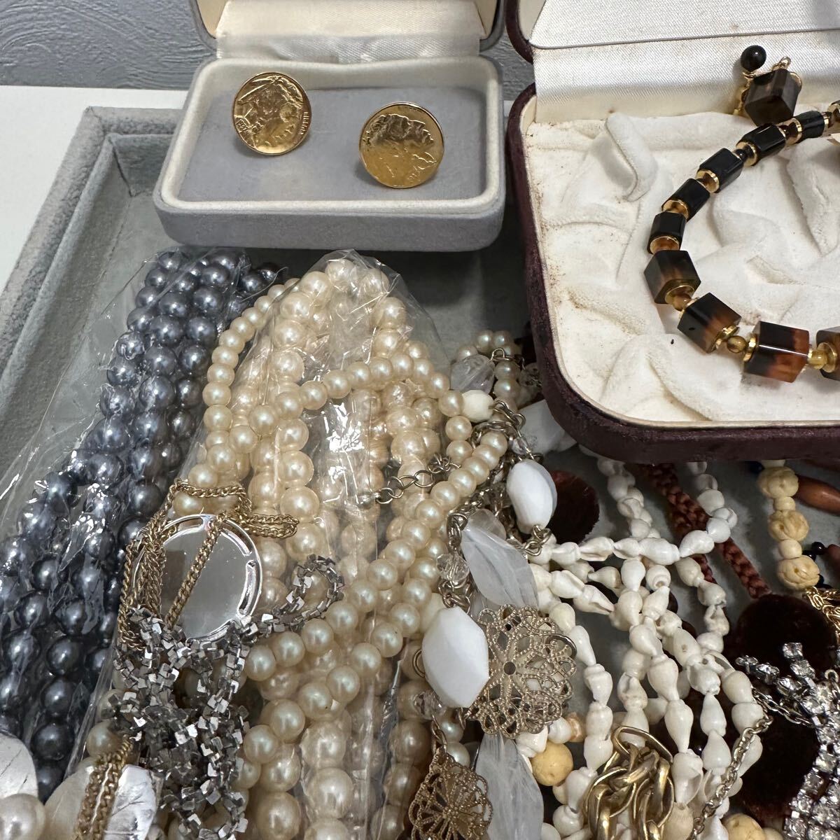 イミテーション まとめ売り ネックレス ブローチ イヤリング ネクタイピン 約1763g】アクセサリー 大量 まとめ ネックレス 指輪 カフス