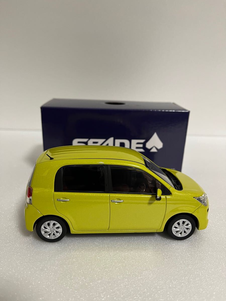 1/30 トヨタ スペイド SPADE 非売品 カラーサンプル ミニカー シトラスマイカメタリック_画像3